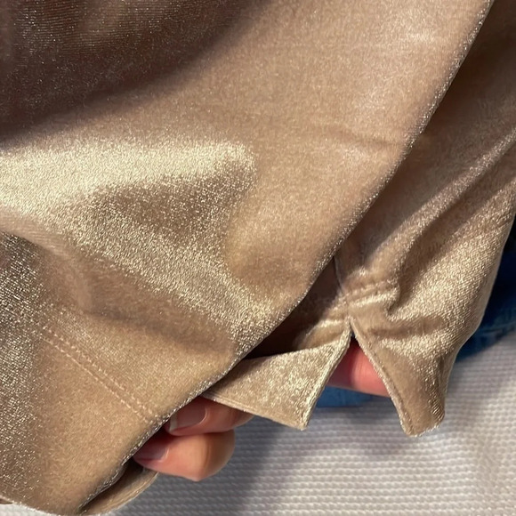 Lands End women 1x 16 18 plus top Velvet vneck tan gold 3/4 sleeve plus stretch - Picture 3 of 8